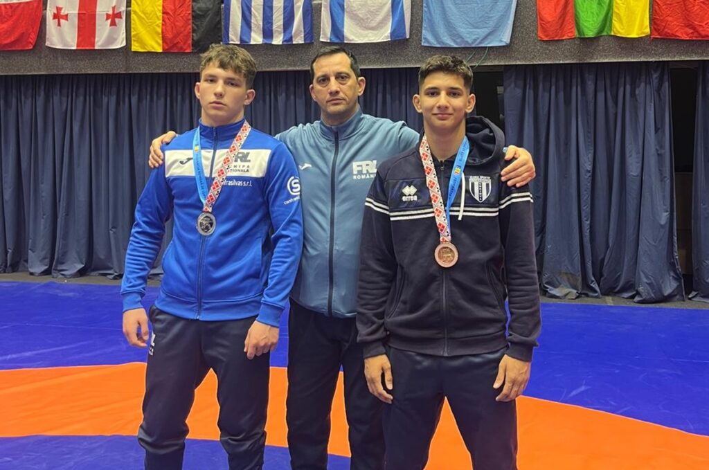 Lupte / Argint şi bronz pentru CSU Craiova la Turneul Internaţional U17