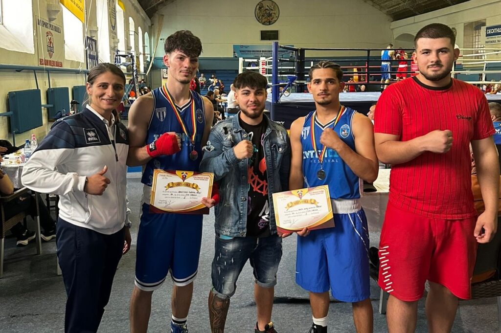 Box / Badea Suraj și Ionuț Cristinoiu, medaliaţi la Cupa României