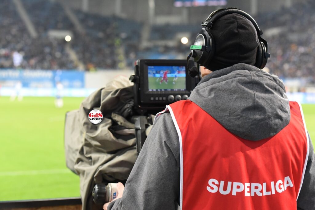 Ştiinţa a pierdut la Galaţi şi n-a fost luată în seamă de LPF! Vezi echipa etapei a 10-a!
