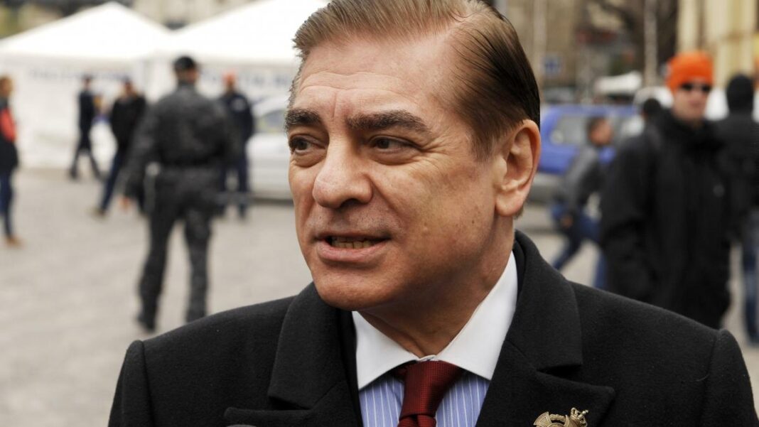 Paul al României aşteaptă procesul de extrădare în arest