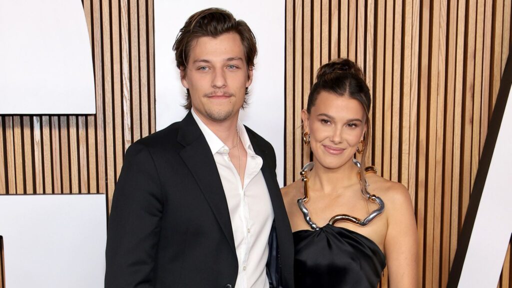 Jon Bon Jovi a confirmat că fiul său Jake s-a căsătorit cu Millie Bobby Brown