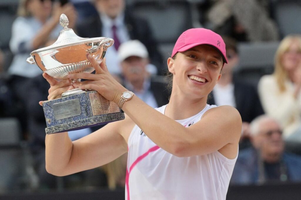 Iga e un fenomen! Poloneza a bătut-o iar pe Sabalenka şi a triumfat la Roma