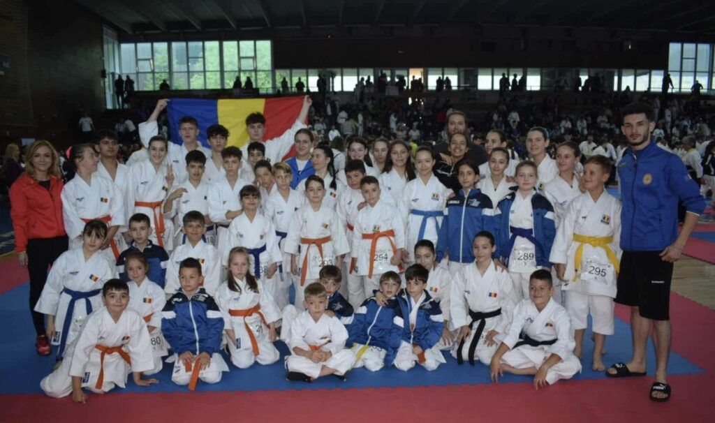Karate / Centura Neagră Craiova, rezultate şi prestaţii deosebite la Cupa Europeană şi CE