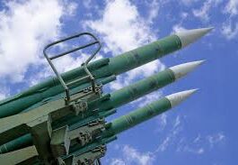 Rusia susține că NATO vrea să o atace cu arme nucleare