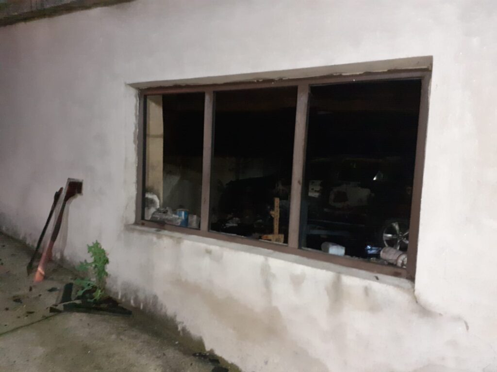 Vâlcea: Incendiu la un atelier auto din Budești