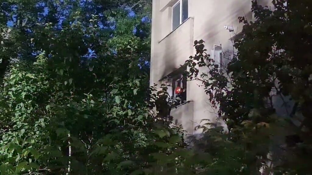 (VIDEO) Incendiu pe strada Henri Coandă din Craiova