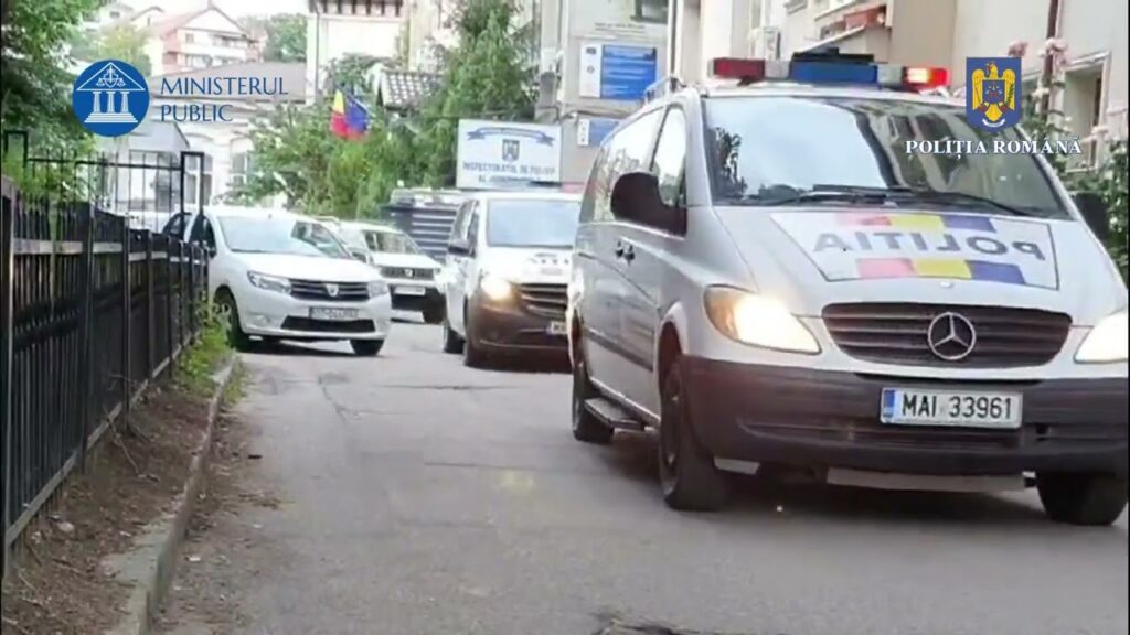 (VIDEO) Olt: 13 percheziţii într-o afacere ilegală cu deşeuri reciclabile