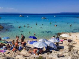 Reguli noi pentru accesul pe plajele din Grecia