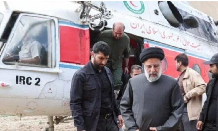 Preşedintele Ebrahim Raisi se deplasa cu elicopterul lainaugurarea unui baraj