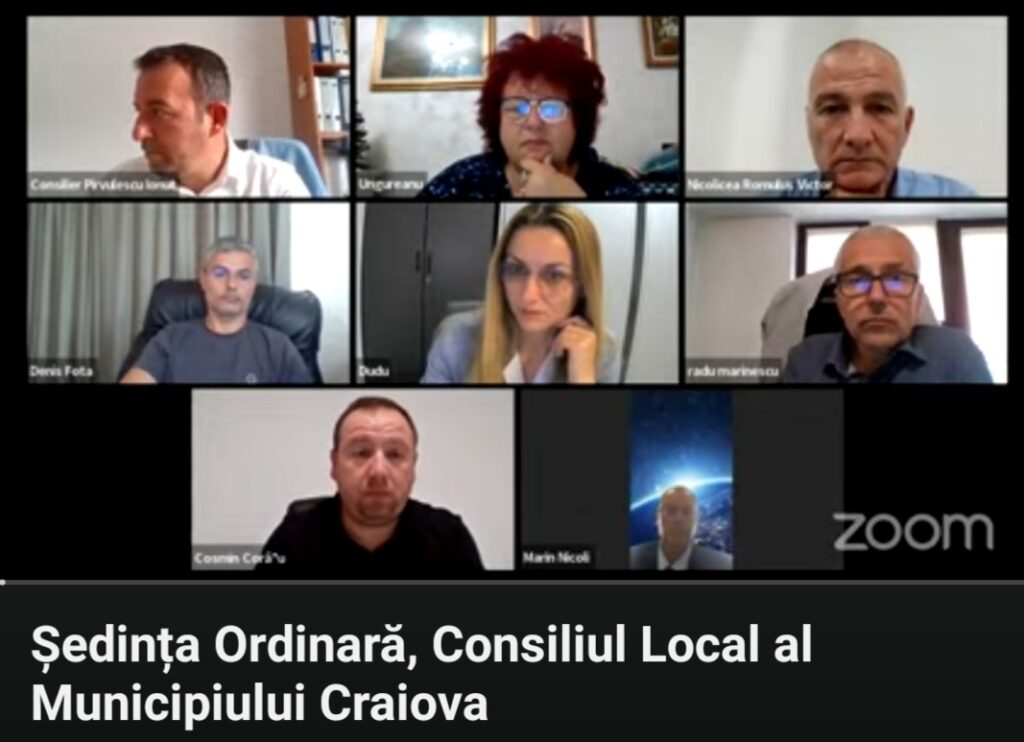 O şedinţă de Consiliu Local cu ironii, microfoane tăiate şi strigături