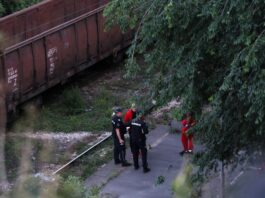 13 răniți după ce un tren de călători și un marfar s-au ciocnit într-un tunel din Serbia
