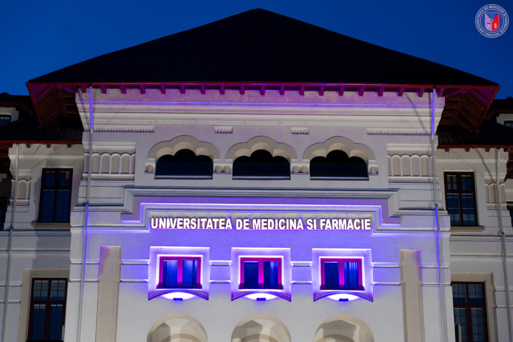 Clădirile UMF Craiova, luminate violet, în Săptămâna de conștientizare a bolilor inflamatorii