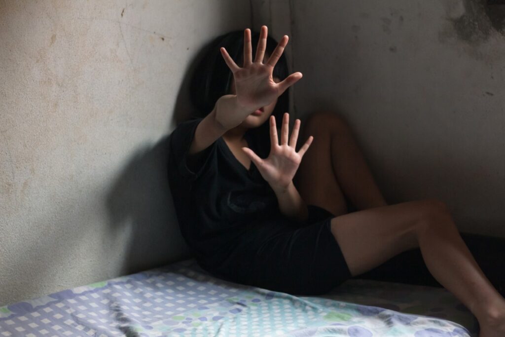 Alarmă: cresc cazurile de violență domestică contra copilului