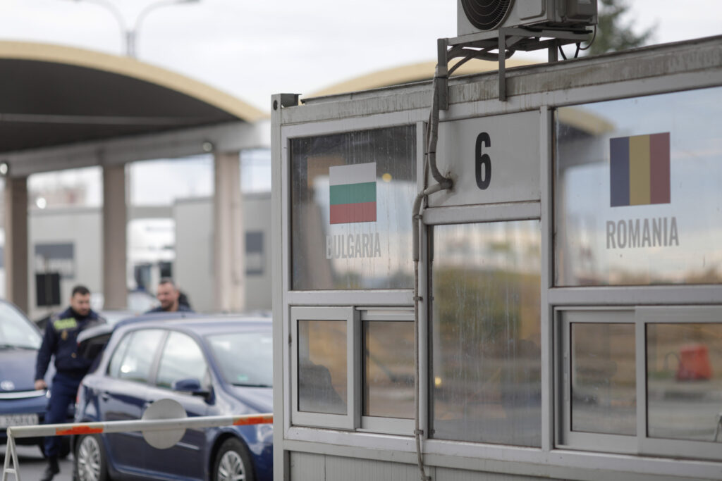 Puncte de prim-ajutor la frontiere şi măsuri de fluidizare a traficului, în minivacanţa de Rusalii