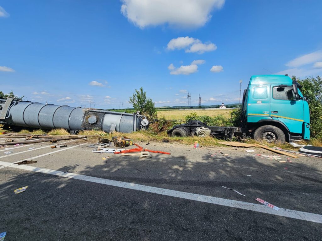 Gorj: Accident rutier grav cu trei victime, la Câmpu Mare