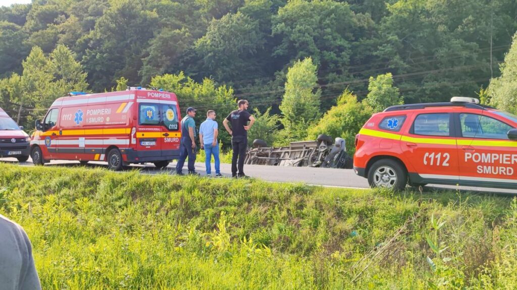 Sălaj: A fost activat planul roşu în urma unui accident rutier. Şase persoane, rănite
