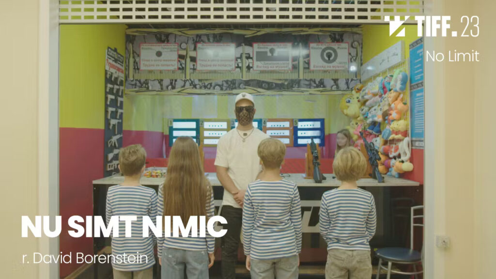 ”Nu simt nimic”, un documentar despre manipulare prin Internet