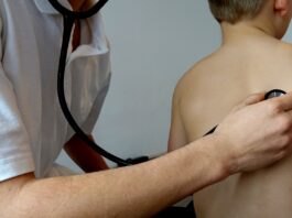 Tusea convulsivă (cunoscută și sub numele popular de „tuse măgărească”) este o boală infecțioasă cu contagiozitate ridicată, cauzată de bacteria Bordetella pertussis