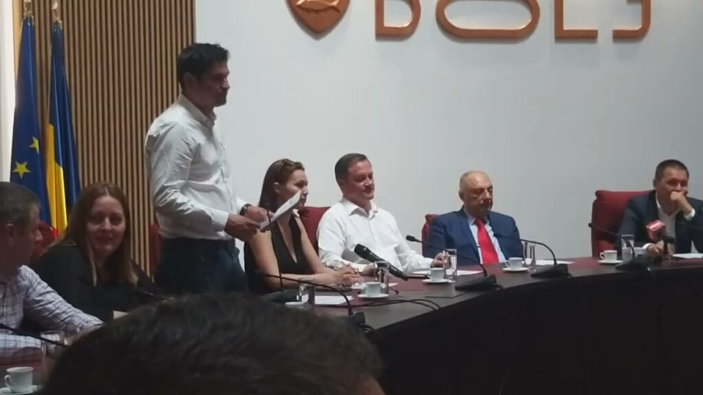 Cine sunt noii consilieri judeţeni în Dolj. Aceştia şi-au primit certificatele validatoare