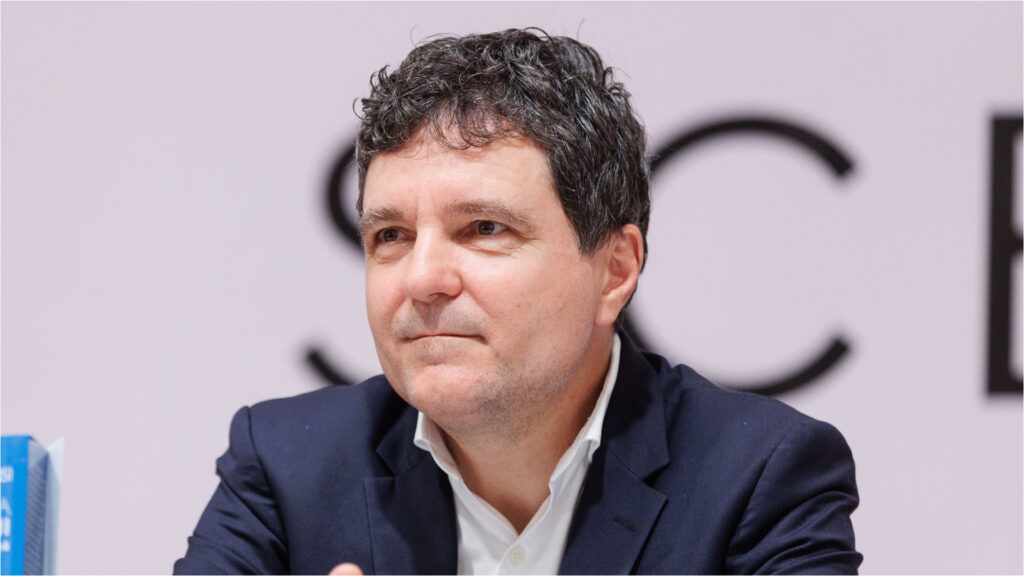 Alianţa PSD – PNL a câştigat europarlamentarele. Nicuşor Dan, învingător detaşat la Bucureşti