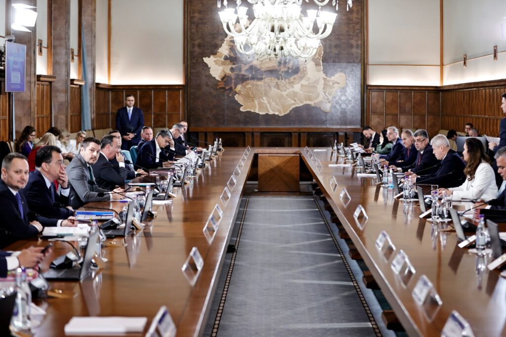 (VIDEO) Guvernul va introduce salariul minim european în România