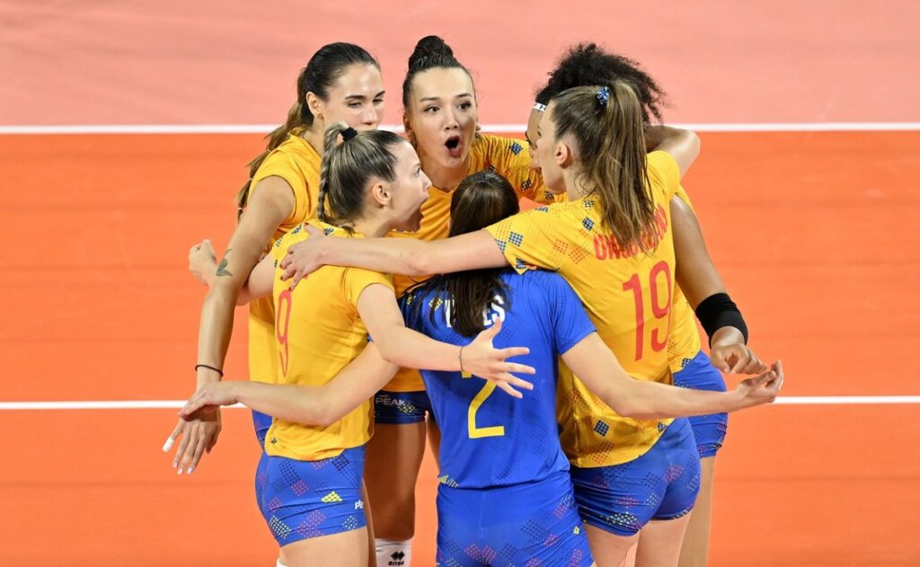 Volei (f) / România luptă sâmbătă pentru supremaţie în semifinalele Golden League