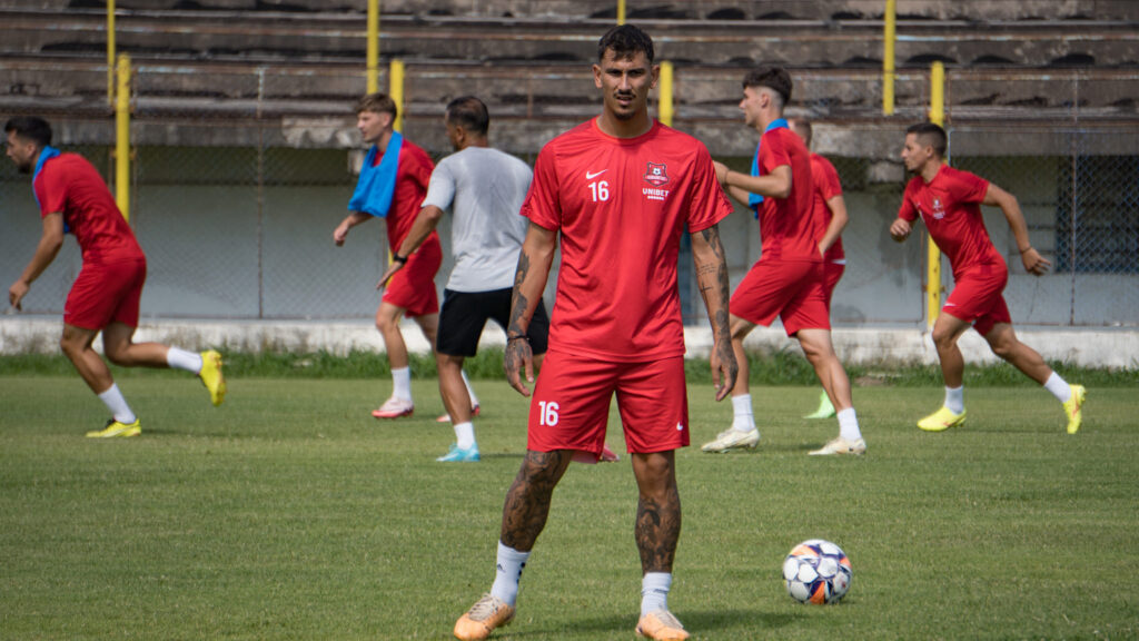 Măldărășanu s-a luat deja de Jovan Markovic: “Te poţi plafona!”