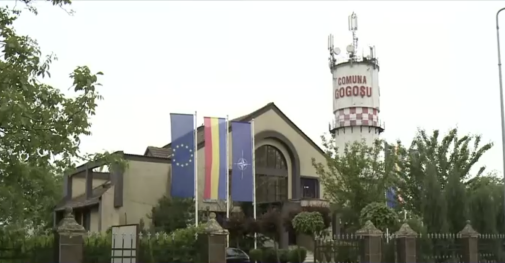 Mehedinți: Fraudă de 450.000 de lei la Primăria Gogoșu. Primarul, viceprimarul, contabila, cercetați