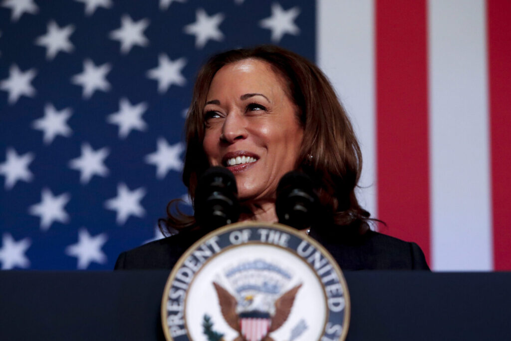 Kamala Harris susținută de importanți democrați