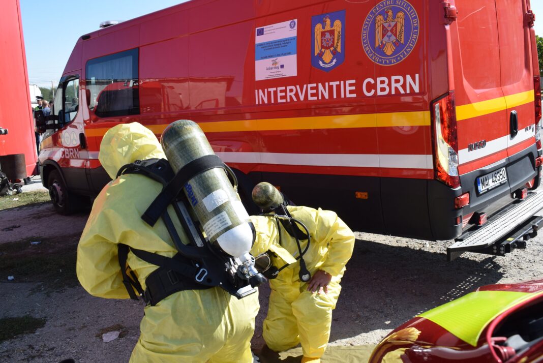 Râmnicu Vâlcea: Avarie la o conductă de gaze. 20 de persoane, evacuate