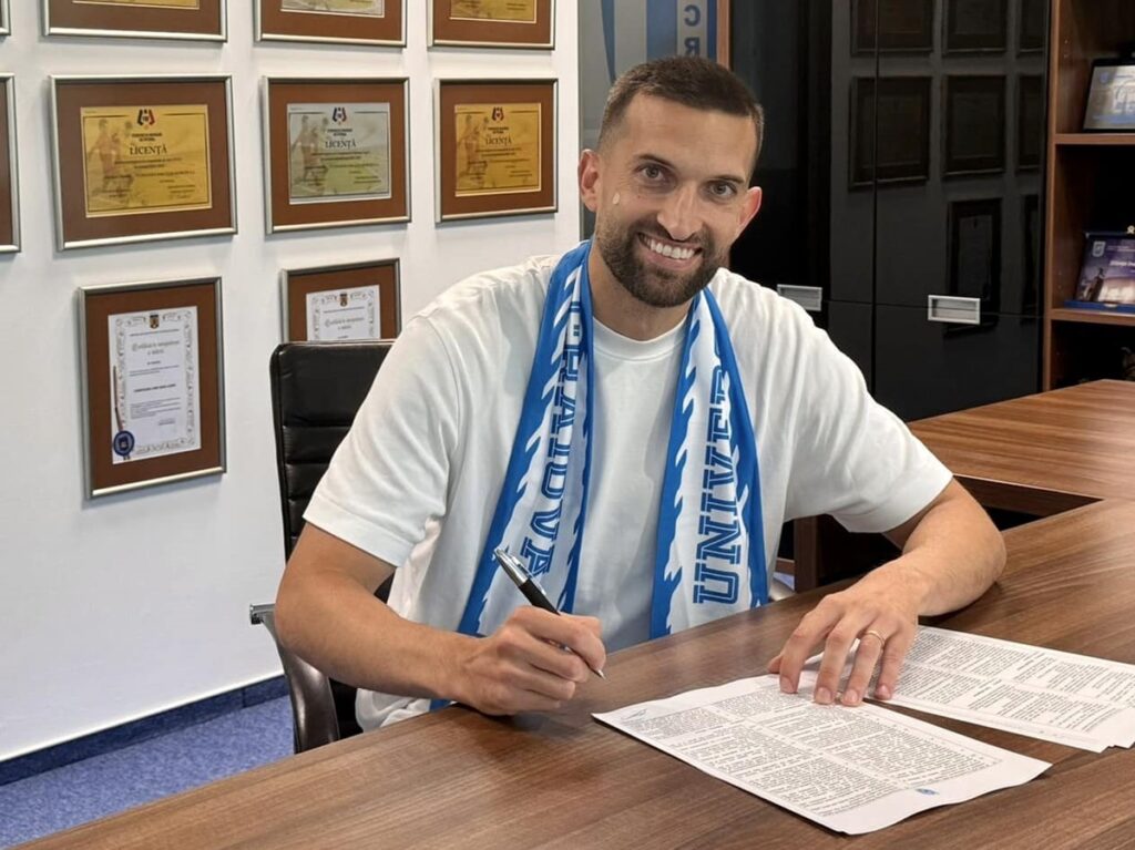 „U“ Craiova și-a luat fundaș iberic! Gregorio Sierra a semnat cu Știința