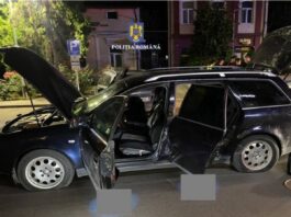 Maşină oprită cu sistemul 'Spike Strip'