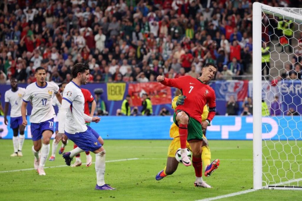 EURO 2024 / Franța câștigă fără să marcheze! Portugalia, răpusă la loviturile de departajare