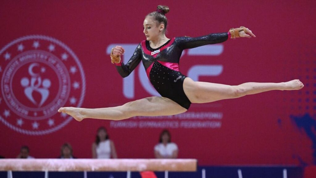 JO 2024 (gimnastică) / Sportivele din România s-au prezentat excelent la bârnă şi sol