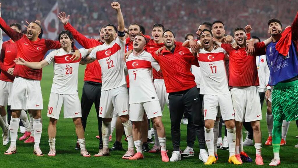 Euro 2024 / Turcia completează tabloul sferturilor după victoria cu Austria