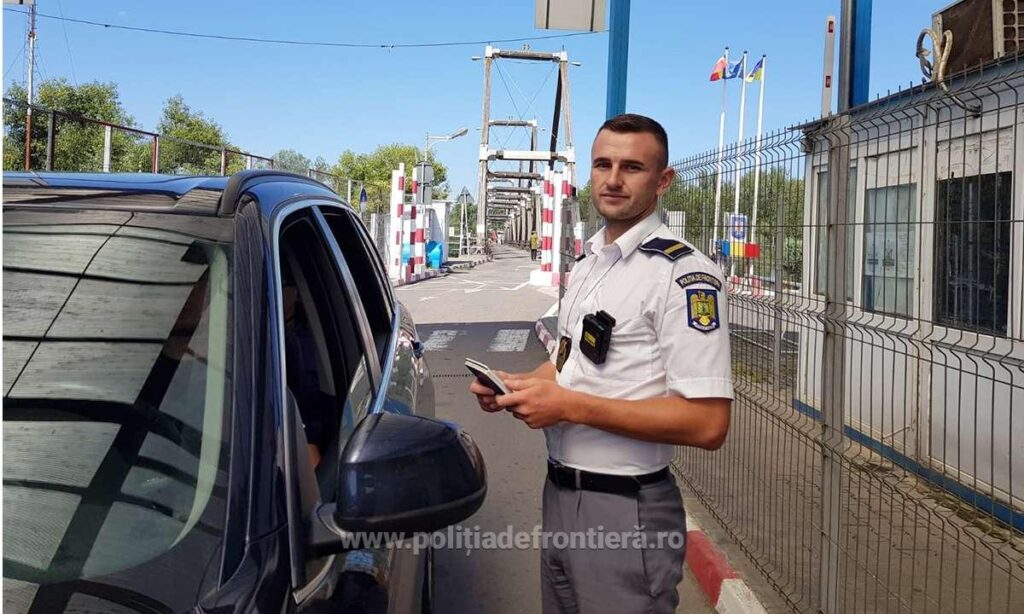 Peste 500.000 de persoane au tranzitat frontiera în ultimele 24 de ore