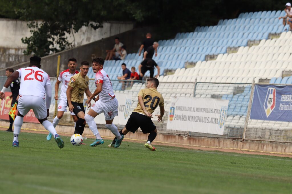Liga 2 / CSM Slatina, ţinută în şah de FC Volutari