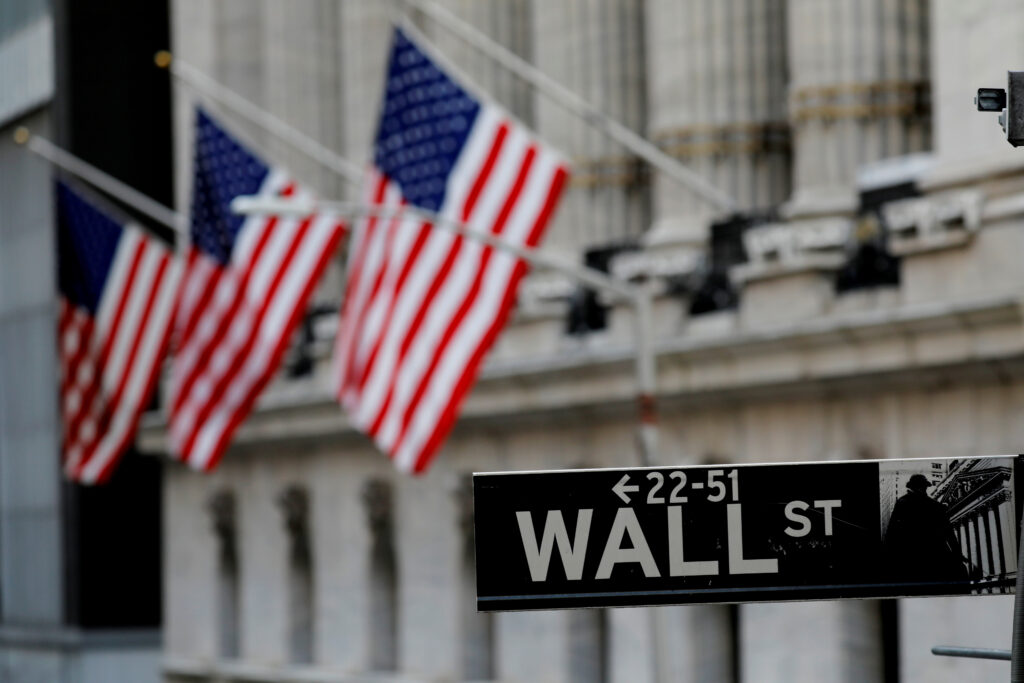 Wall Street se prăbușește. Piețele globale cad din cauza temerilor de recesiune din SUA