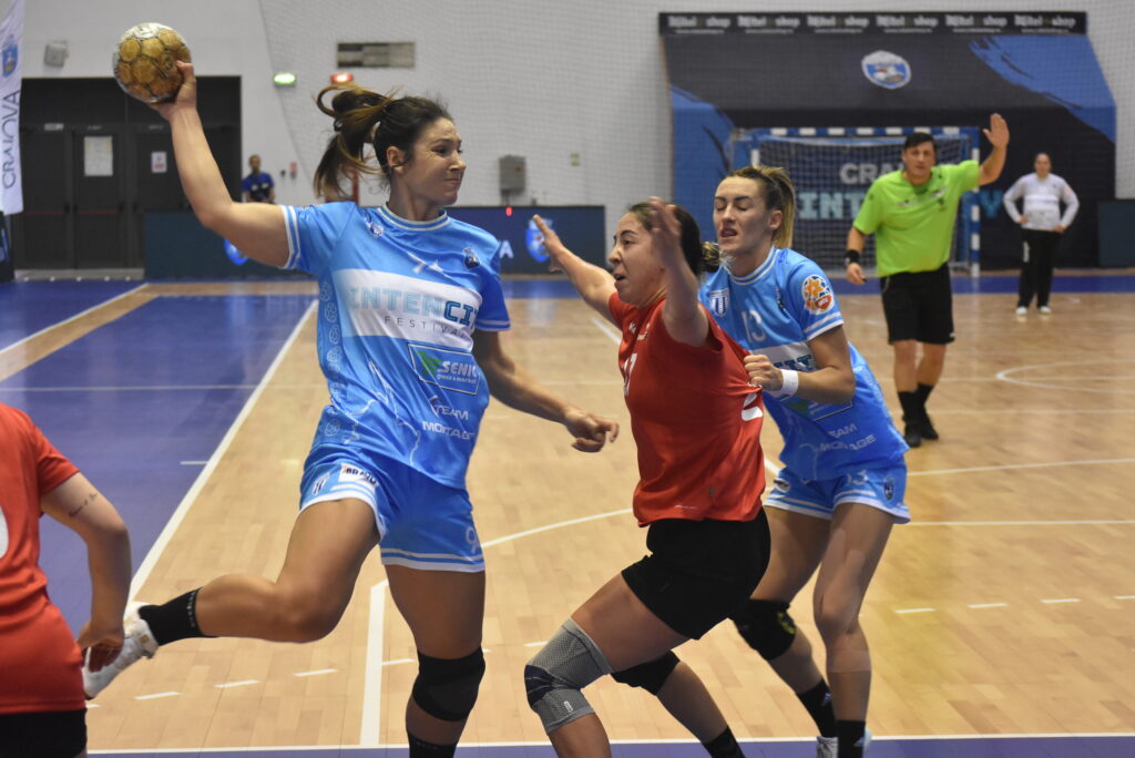 Handbal (f) / Start bun pentru SCMU Craiova la Cupa Craiovei! Victorie cu Gloria Buzău