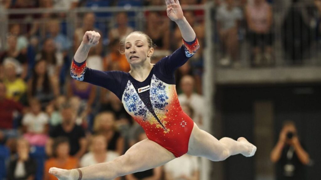 JO 2024 (gimnastică) / Simone Biles, aur la individual compus! Bărbosu, pe 17