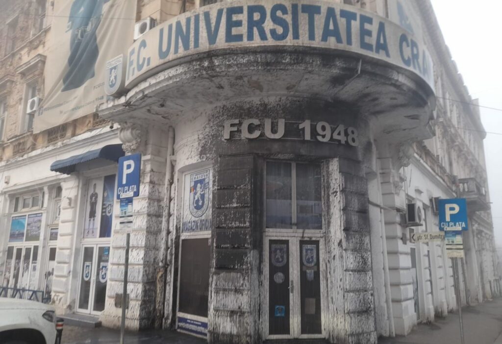 Doi craioveni, condamnaţi definitiv pentru vandalizarea sediului FCU Craiova