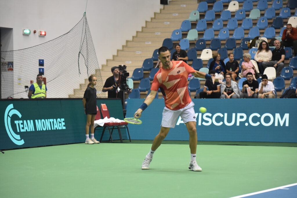 Cezar Creţu bate tot la Sibiu Open! Calificare superbă în semifinale