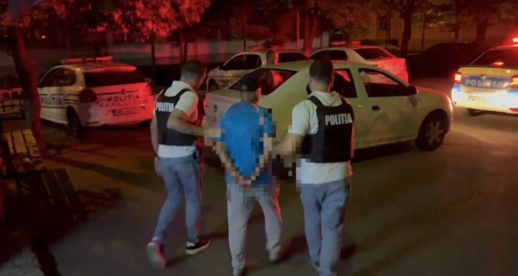 (VIDEO) Un craiovean de 57 de ani, cercetat pentru agresiune sexuală, reținut