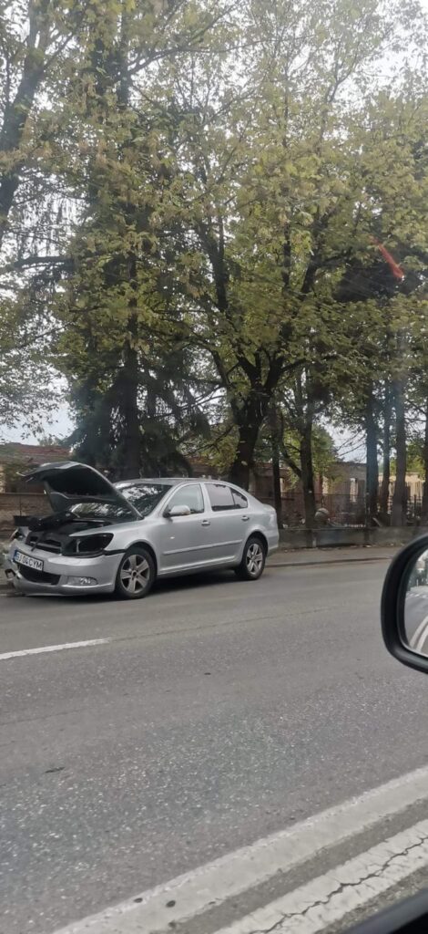 Târgu Jiu: Accident rutier lângă Parcul „Coloanei Fără Sfârșit”