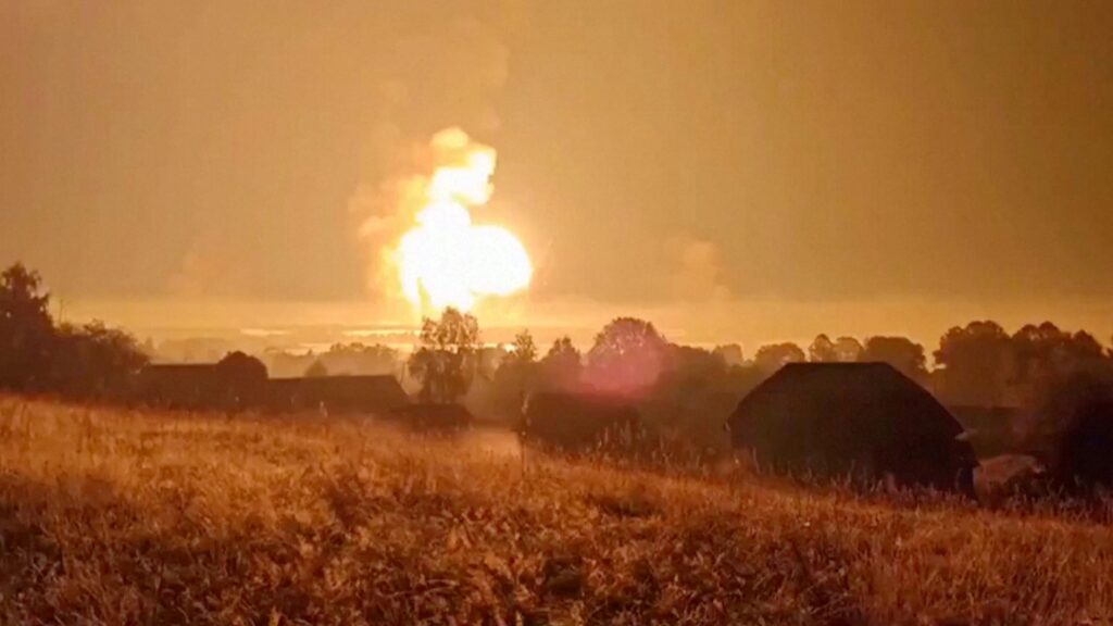 Incendiu la un depozit de muniții din Rusia, după un atac cu drone ucrainene