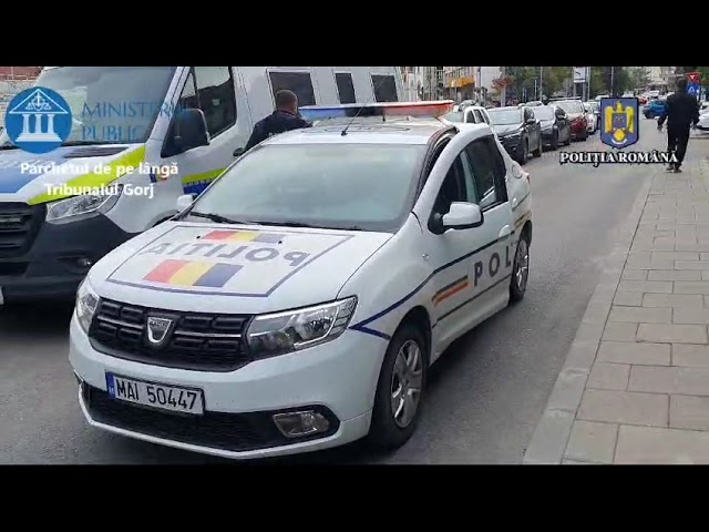 (VIDEO) Gorj: Bărbatul căutat pentru tentativă de omor, prins de polițiști