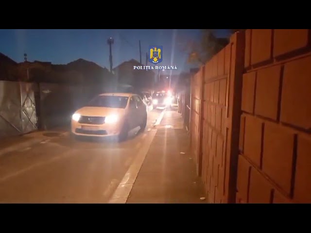 (VIDEO) Razie de amploare în două cartiere din Craiova