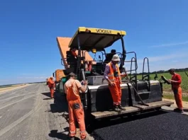 Lucrările la tronsonul 4 al Drumului Expres Craiova-Piteşti, executate în proporţie de 70%