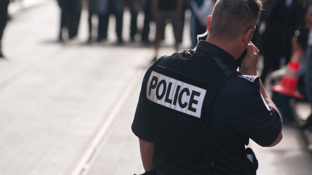 Poliţia daneză investighează două explozii produse lângă Ambasada Israelului din Copenhaga Poliţia daneză investighează două explozii produse lângă Ambasada Israelului din Copenhaga