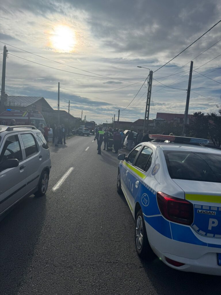 Accident grav la Țicleni